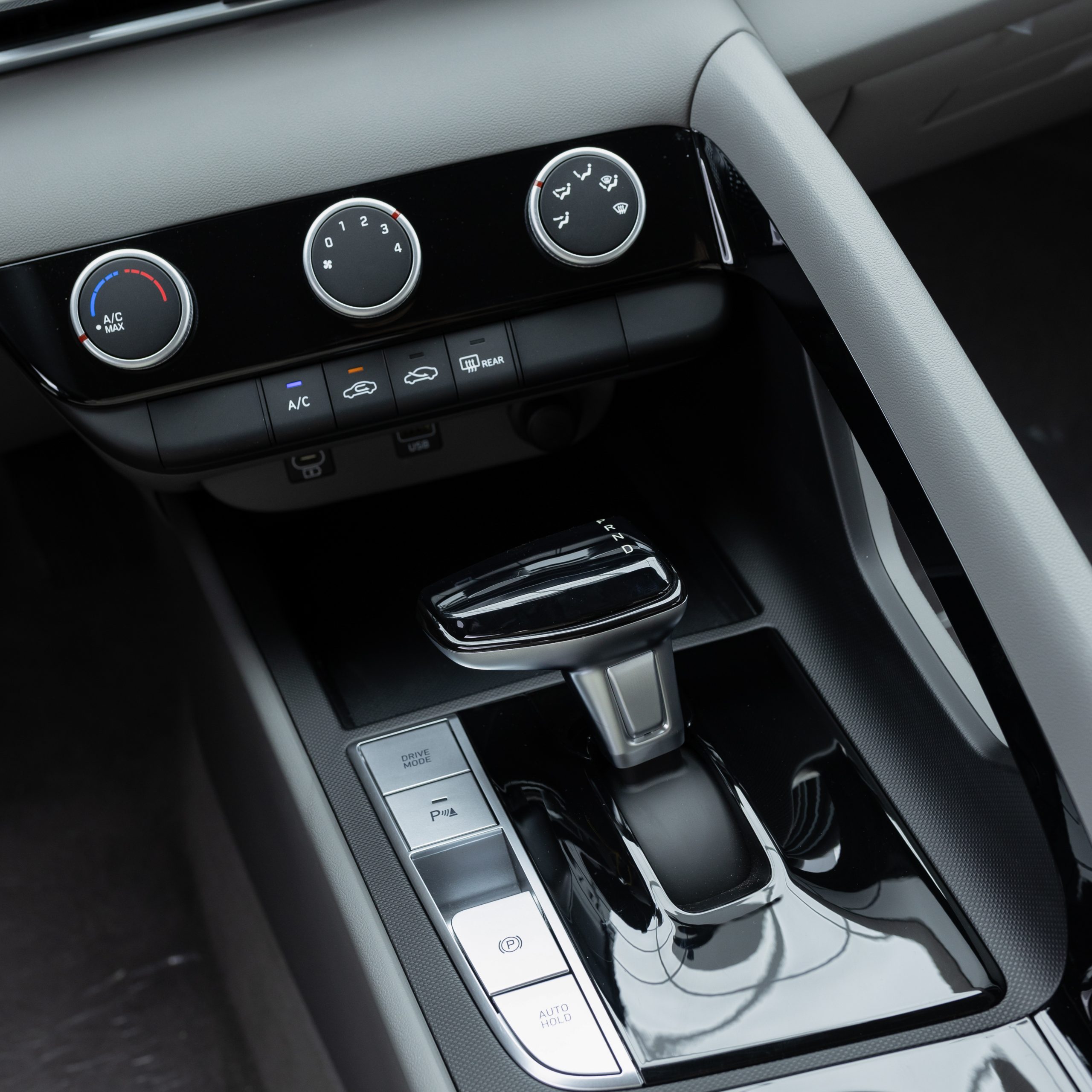 هيونداي – النترا c سمارت – 2000 سي سي – GL