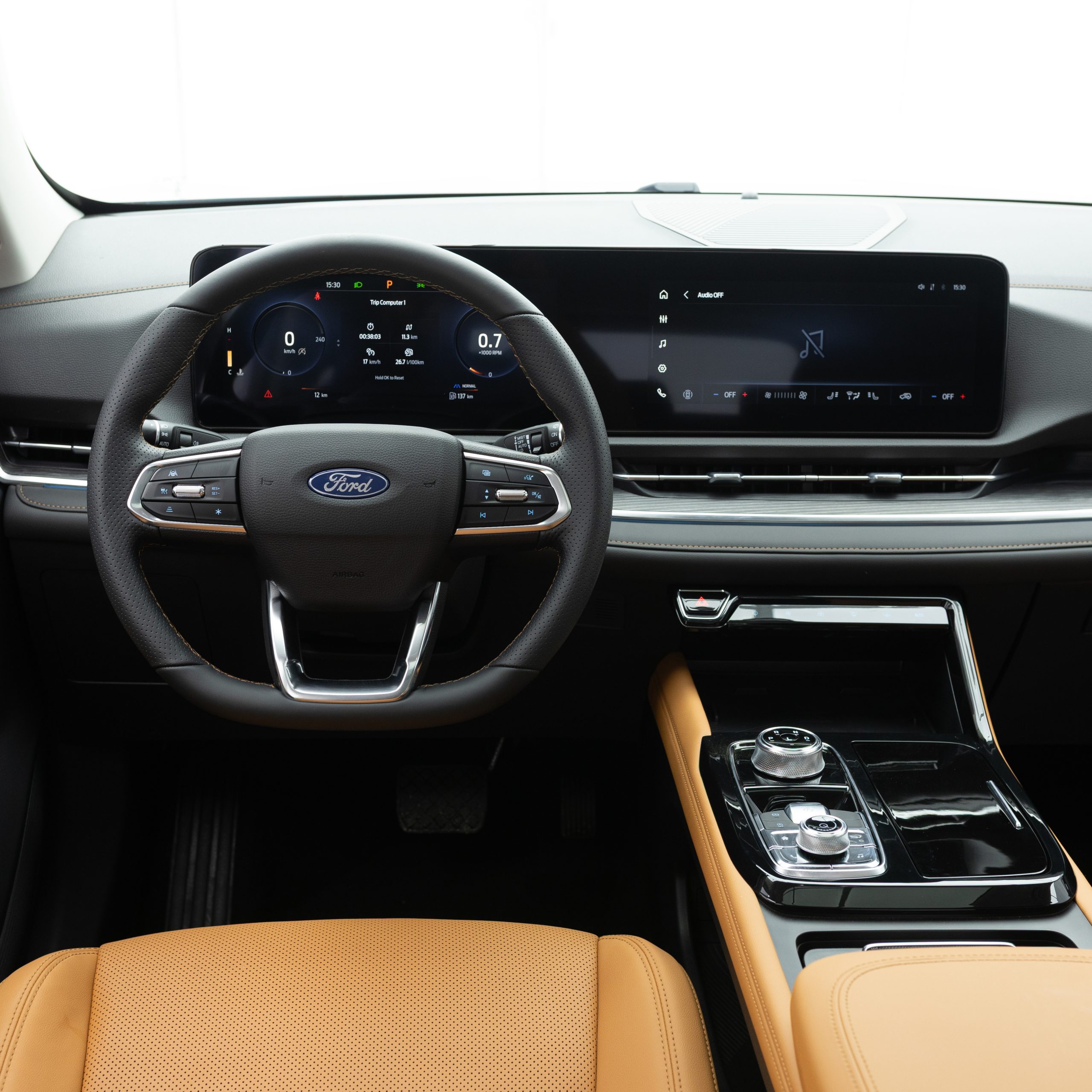 فورد – تريتوري تيتانيوم – 1800 سي سي 2026