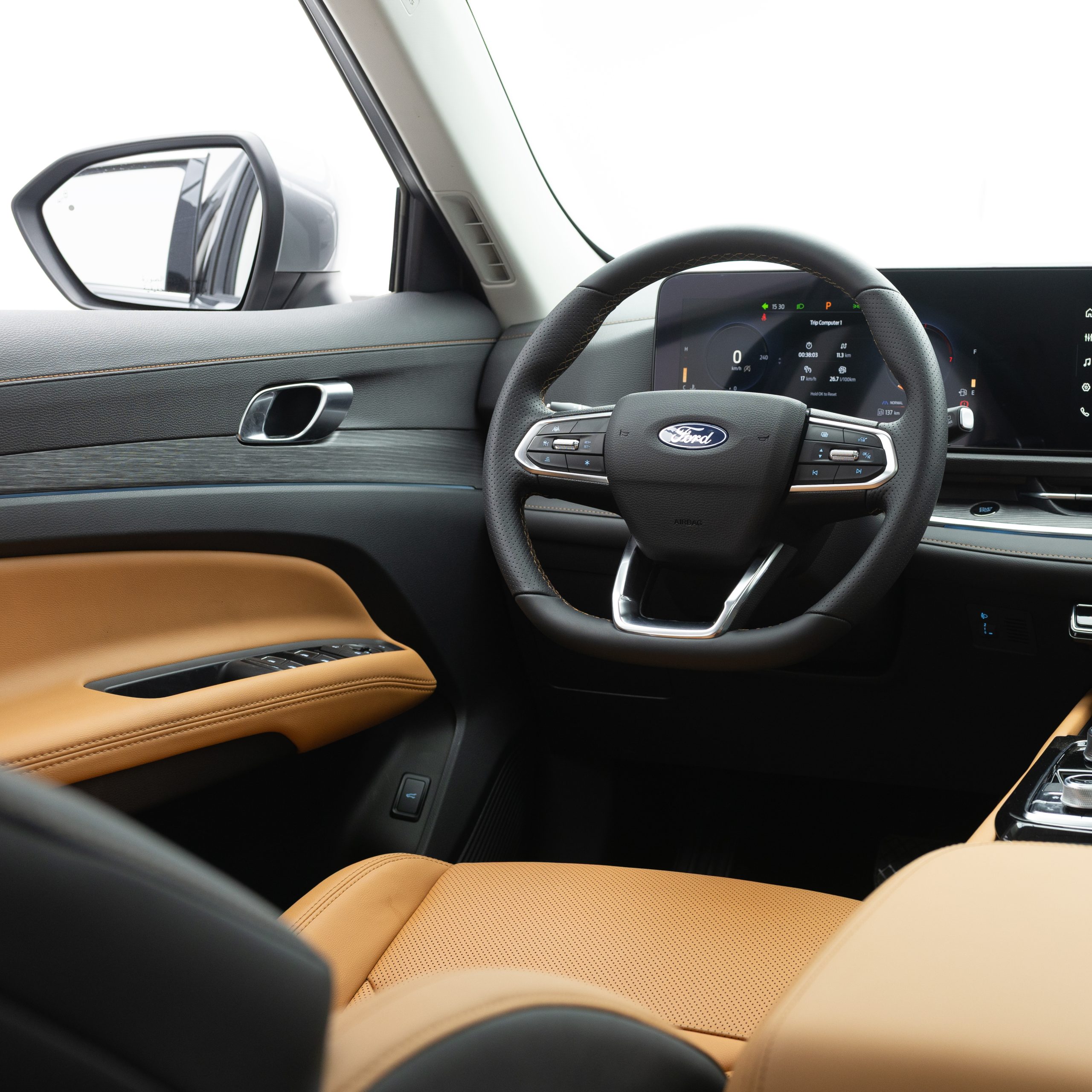 فورد – تريتوري تيتانيوم – 1800 سي سي 2026