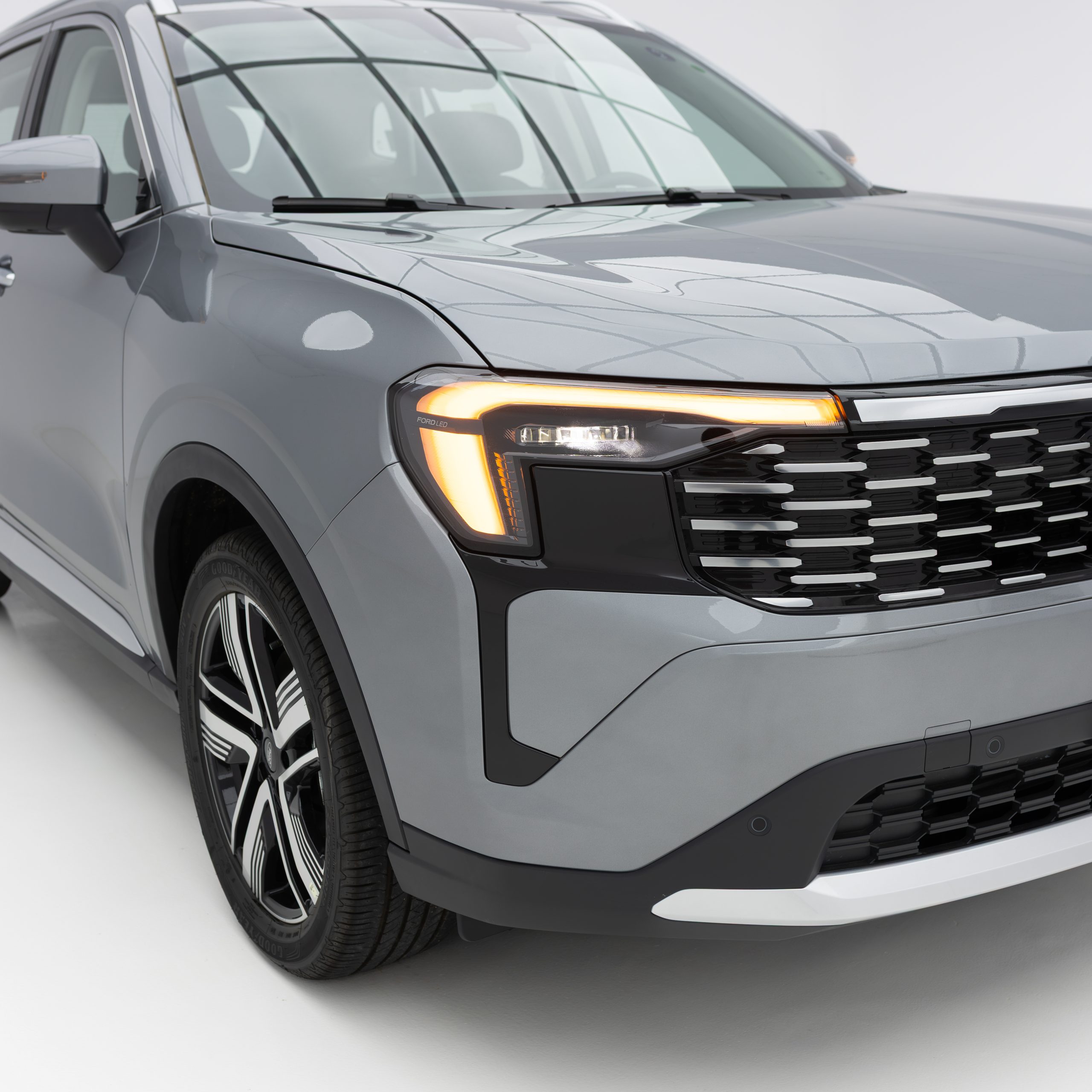 فورد – تريتوري تيتانيوم – 1800 سي سي 2026